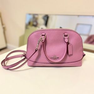 Beautiful coach crossbody